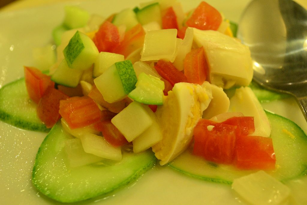 Chikaan - Itlog Maalat